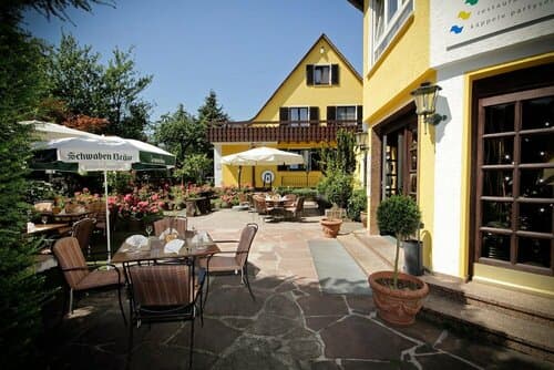 Внешний вид отеля Hotel Römerhof в Штутгарте