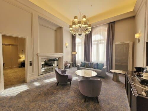 Внешний вид отеля Cosmos Selection St. Petersburg Italyanskaya в Санкт-Петербурге