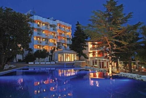 Внешний вид отеля Hunguest Hotel Sun Resort