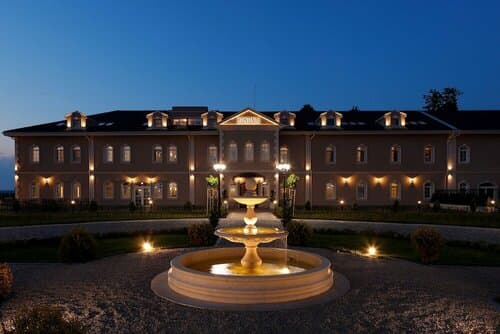 Внешний вид отеля Bononia Estate Winery & Resort