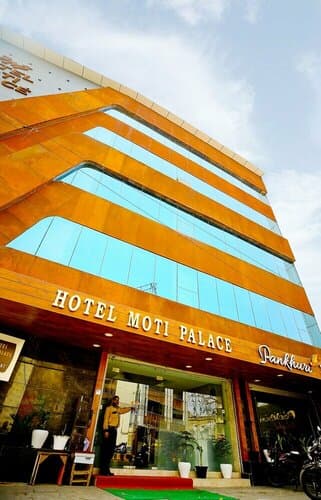Внешний вид отеля Hotel Moti Palace в Агре