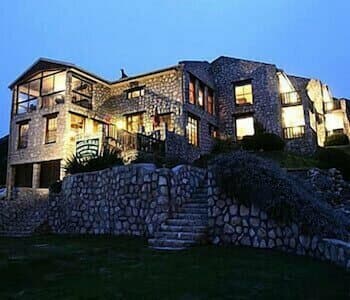 Внешний вид отеля Agulhas Country Lodge в Муниципалитете мысе Агульясе