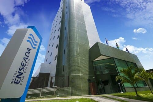 Внешний вид отеля Enseada Boa Viagem в Ресифи