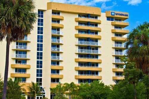 Внешний вид отеля Club Wyndham Santa Barbara