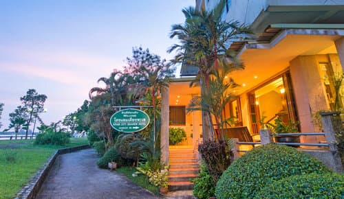 Внешний вид отеля Krabi City Seaview в Краби