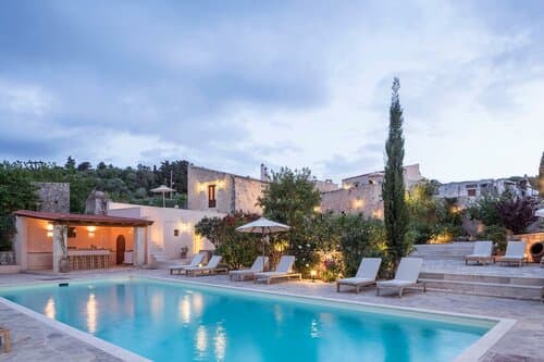 Внешний вид отеля Kapsaliana Village Hotel