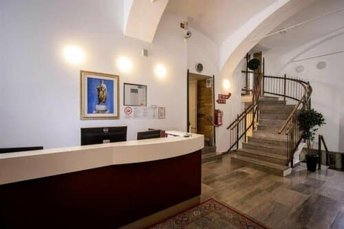 Внешний вид отеля Emonec Hotel