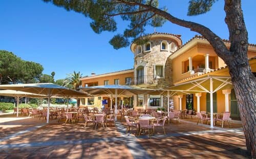 Внешний вид отеля Ciutat de Palol