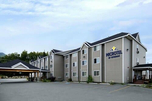 Внешний вид отеля Microtel Inn & Suites by Wyndham Eagle River/Anchorage Area в Анкоридже