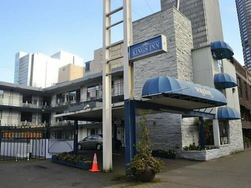 Внешний вид отеля Kings Inn в Сиэтле