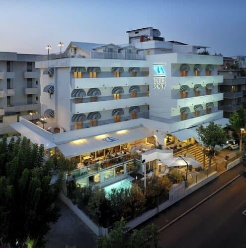 Внешний вид отеля Dory в Риччоне