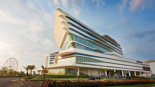 Внешний вид отеля Conrad Manila