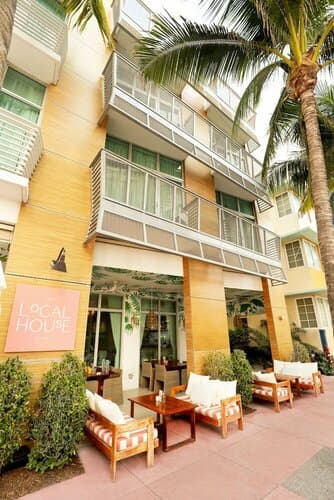 Внешний вид отеля The Local House