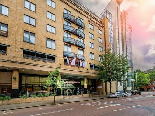 Внешний вид отеля Clayton Hotel Belfast
