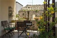 Внешний вид отеля B&b Giardino Di Pietra