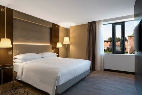 Внешний вид отеля Sheraton Nizhny Novgorod Kremlin в Нижнем Новгороде