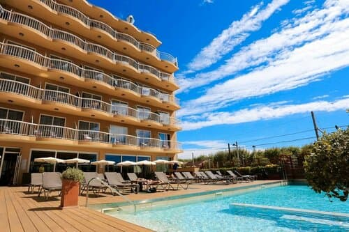 Внешний вид отеля Kaktus Hotel Volga