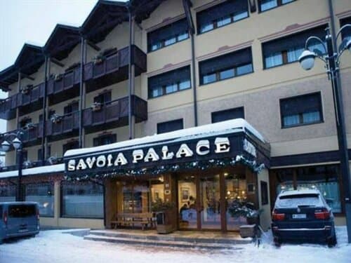 Внешний вид отеля Savoia Palace в Пинцоле