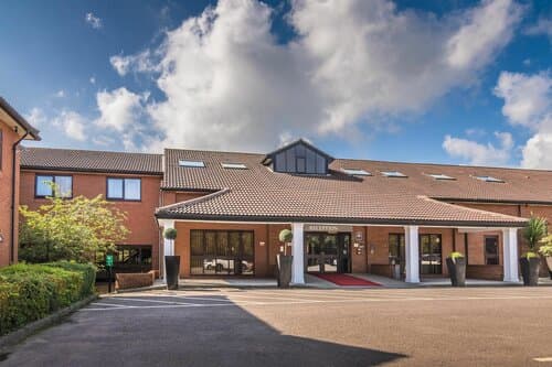 Внешний вид отеля Best Western Rockingham Forest Hotel