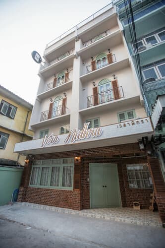 Внешний вид отеля Vera Nidhra - Self check-in after 7pm