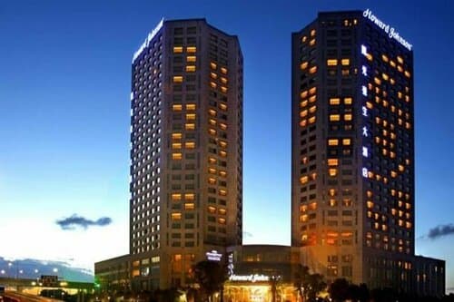 Внешний вид отеля Howard Johnson Sunshine Plaza Ningbo в Нинбо