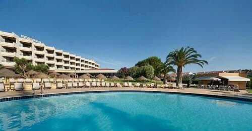 Внешний вид отеля Evora Hotel в Эворе