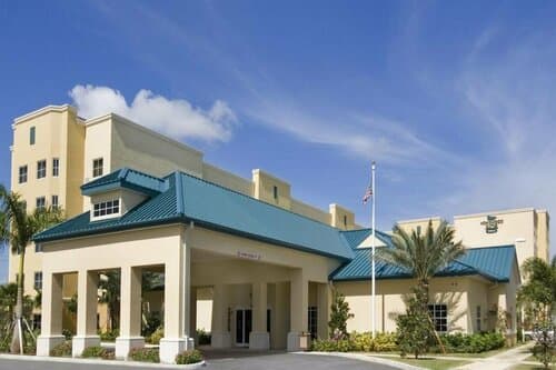 Внешний вид отеля Homewood Suites by Hilton Miami Airport West в Майами