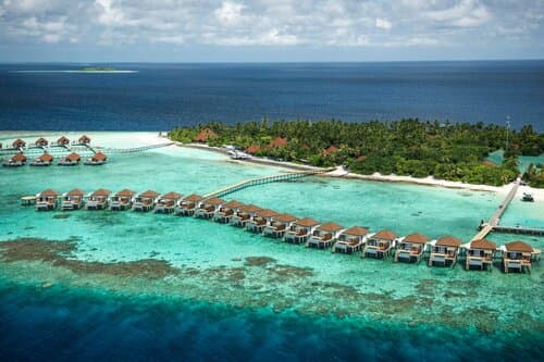 Внешний вид отеля Robinson Maldives
