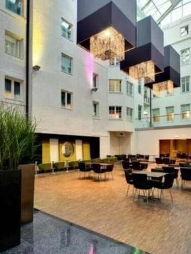 Внешний вид отеля Clarion Collection Hotel Plaza