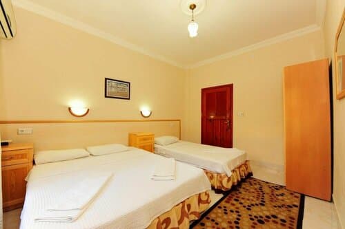 Внешний вид отеля Golden Pension в Каше