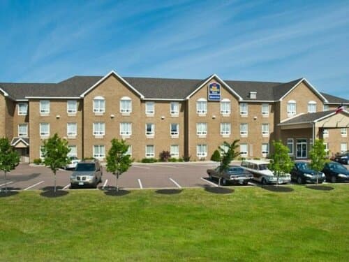 Внешний вид отеля Best Western Plus Moncton