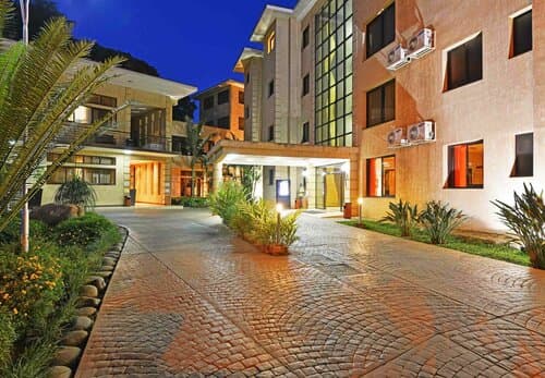 Внешний вид отеля Protea Hotel Kampala