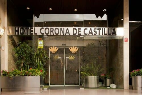 Внешний вид отеля Hotel Corona De Castilla Burgos в Бургосе