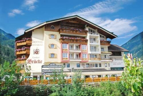 Внешний вид отеля Hotel Gasthof Brucke в Майрхофене