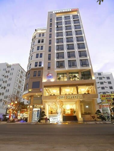 Внешний вид отеля Sunny Ocean Hotel & SPA в Дананге
