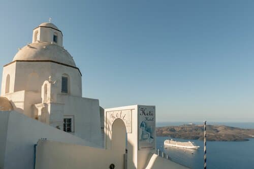 Внешний вид отеля Keti Hotel в Муниципальной единице Фирах