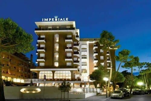Внешний вид отеля Hotel Imperiale в Червии