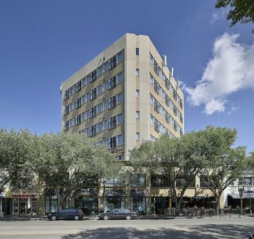 Внешний вид отеля Metterra Hotel on Whyte