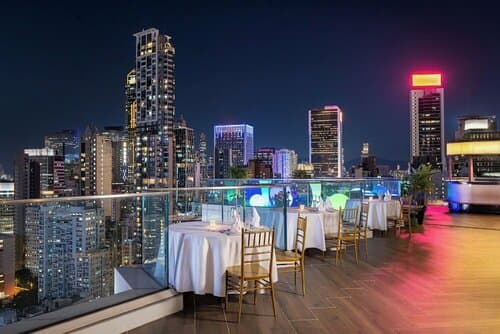 Внешний вид отеля The Emperor Hotel