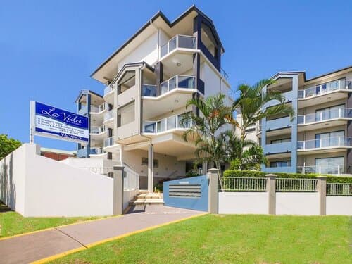 Внешний вид отеля La Vida on Anzac в Большом Брисбене