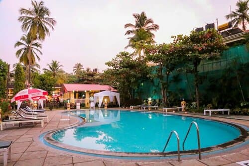 Внешний вид отеля Carina Beach Resort