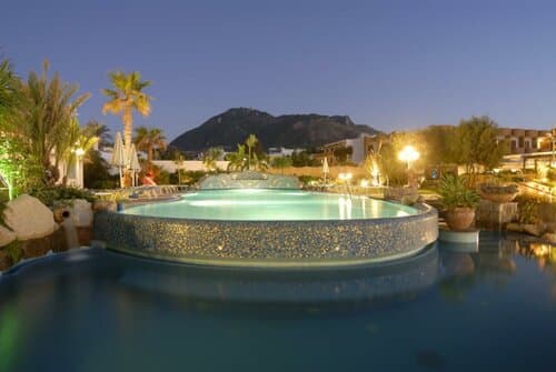 Внешний вид отеля Hotel Tritone Resort & SPA в Форио