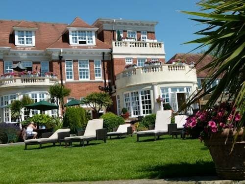 Внешний вид отеля Hotel Miramar