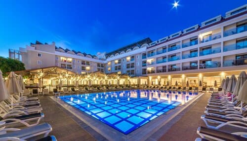 Внешний вид отеля Julian Club Hotel в Мармарисе