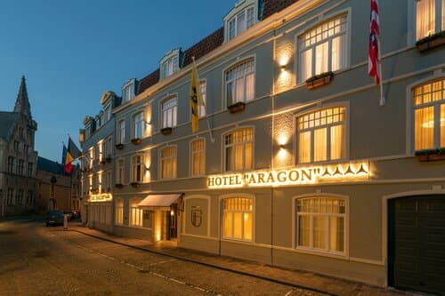 Внешний вид отеля Hotel Aragon Bruges в Брюгге