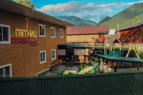 Внешний вид отеля 7 Пятниц в Чемале