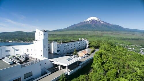 Внешний вид отеля Resort Hotel Mount Fuji в Яманакако