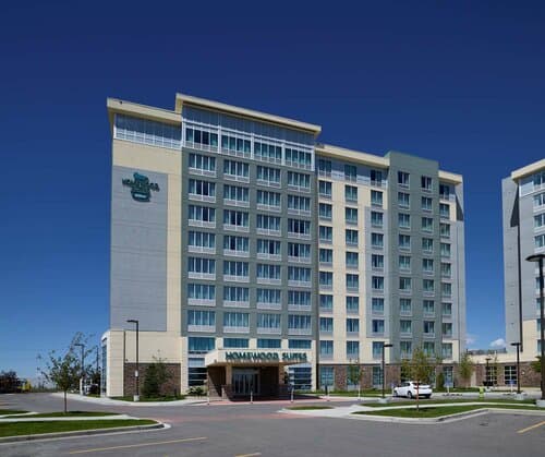 Внешний вид отеля Homewood Suites by Hilton Calgary-Airport в Калгарях