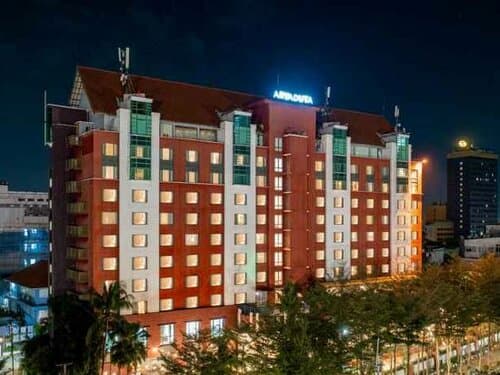 Внешний вид отеля Aryaduta Makassar