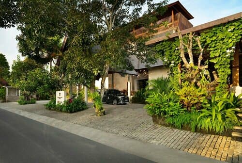 Внешний вид отеля Adiwana Suweta